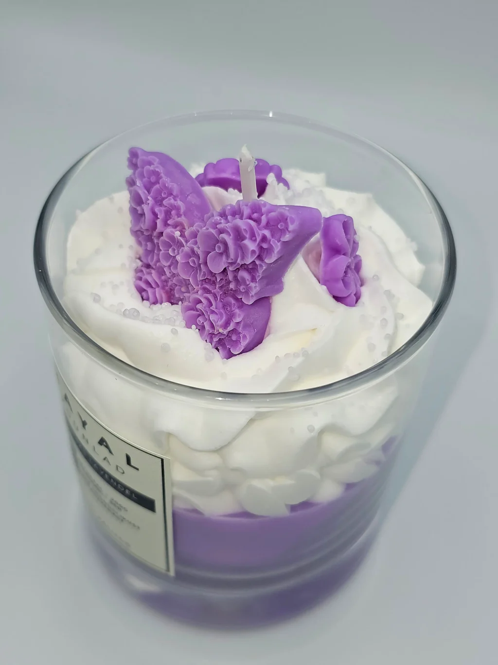 tekstuurküünal igihaljas lavendel Magustoidu küünal-kookosvahast, lavendli lõhnaga