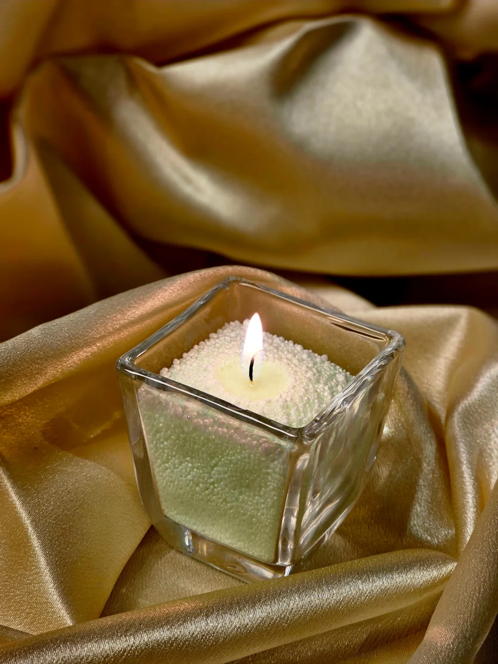 puruküünal tuubis pistaatsia roheline puruküünal tuubis pistaatsia roheline