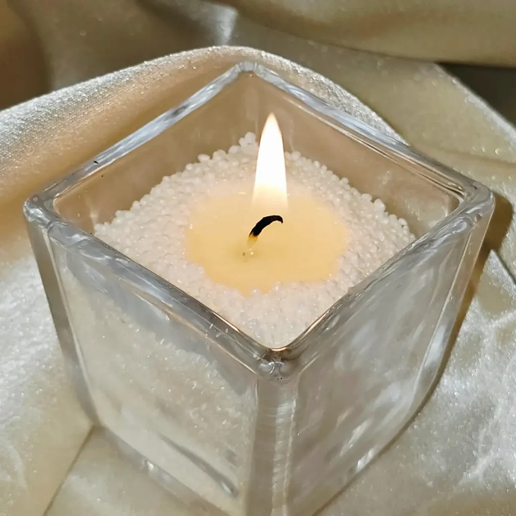 puruküünal tuubis virsiku oranž puruküünal tuubis virsiku oranž